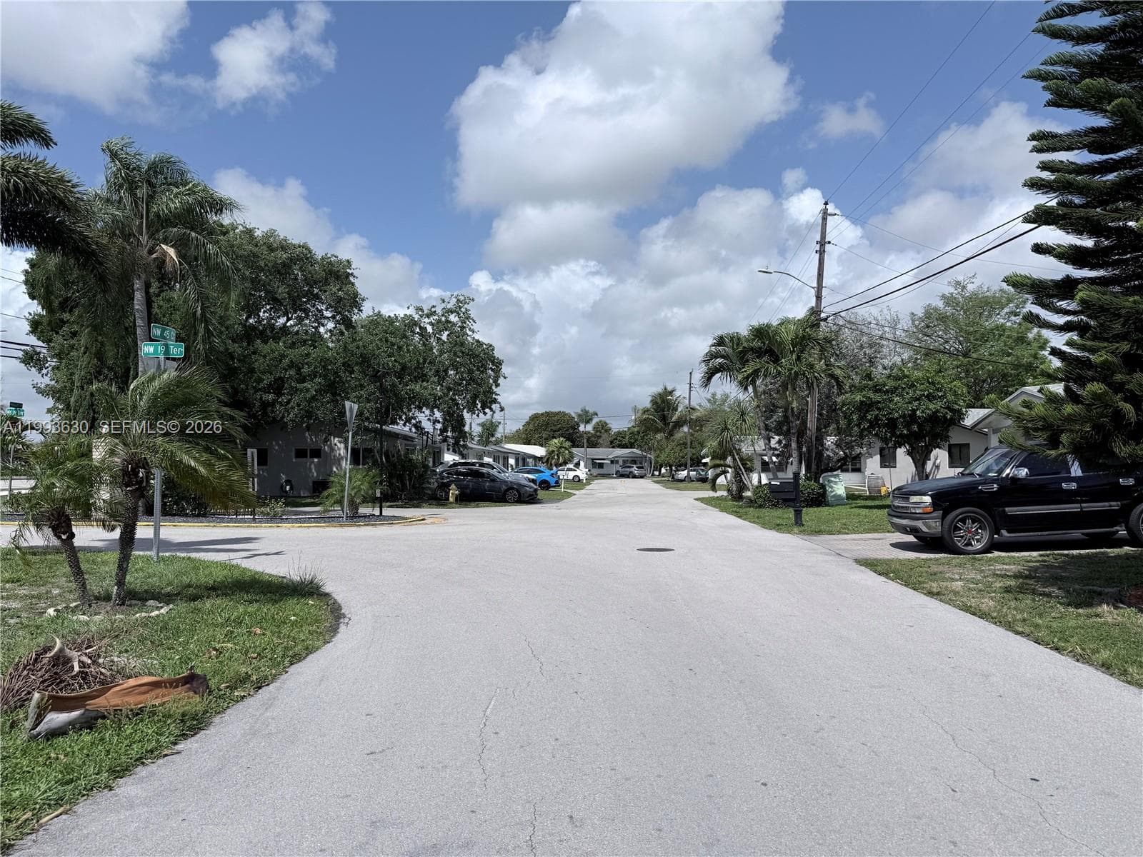 1878 NW 45th Ct, Tamarac, FL 33309 photo 4