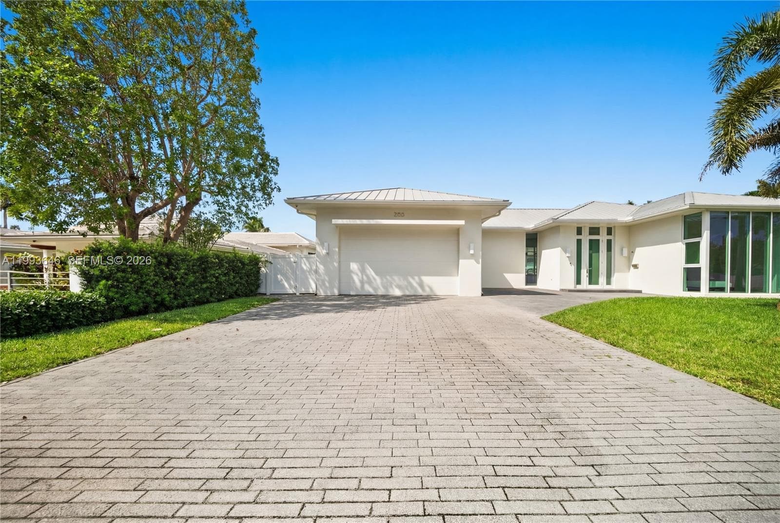 2815 NE 26th Pl, Fort Lauderdale, FL 33306 photo 2