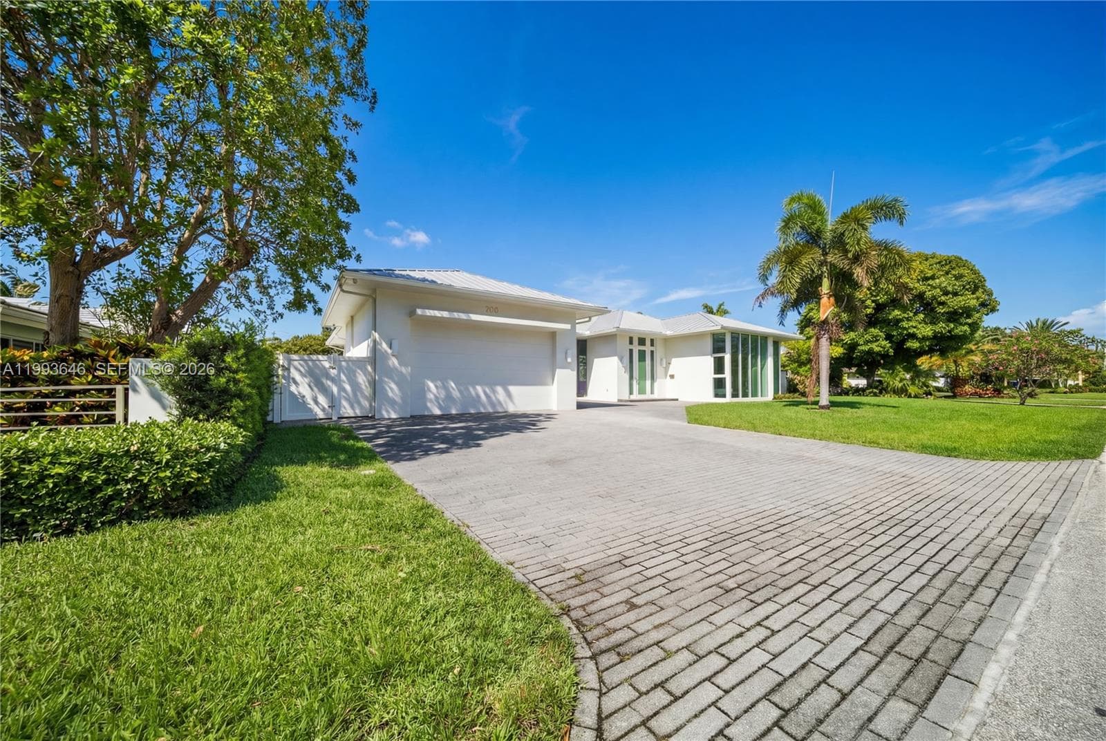 2815 NE 26th Pl, Fort Lauderdale, FL 33306 photo 4
