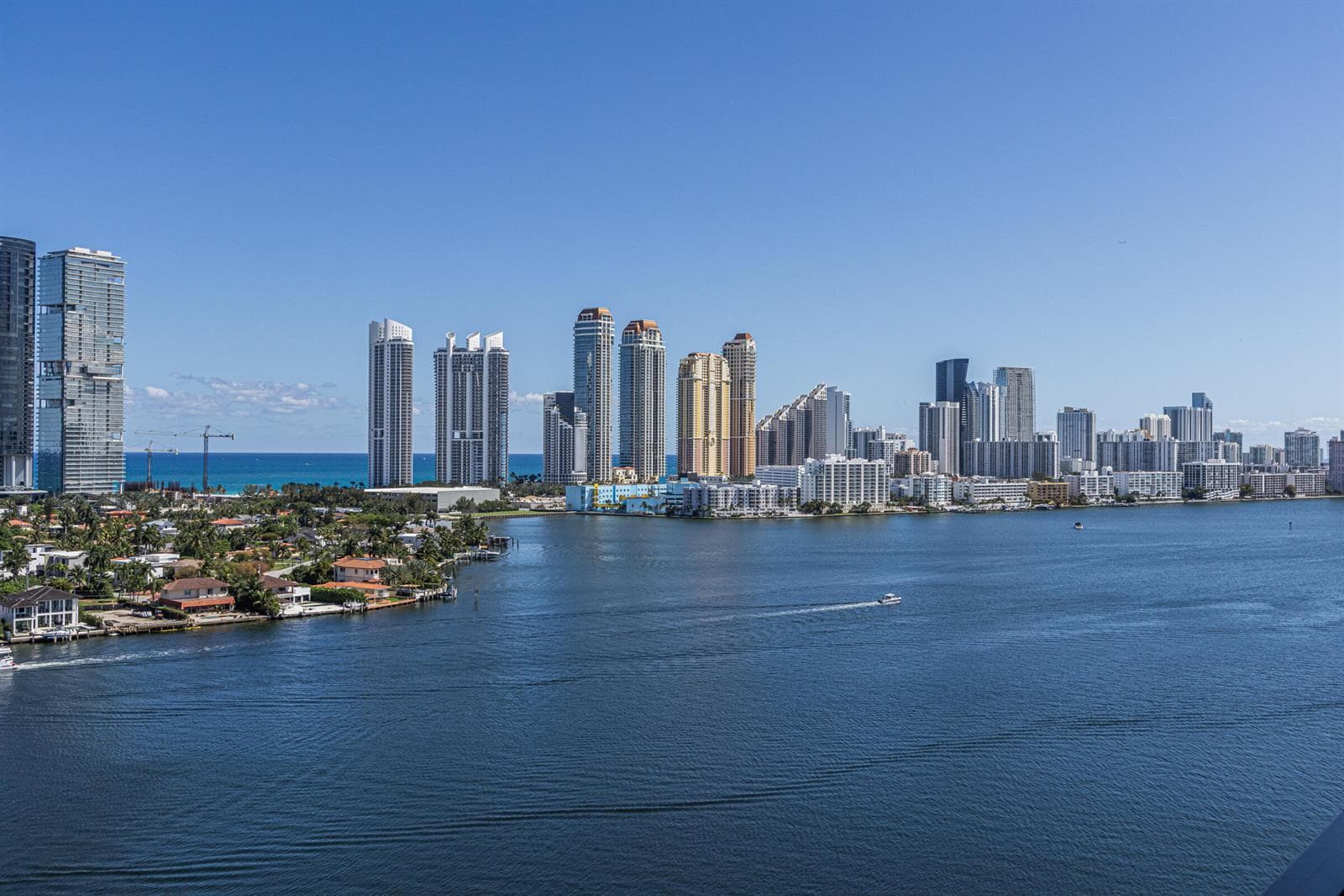 3600 Mystic Pointe Drive # Ph16, Aventura, FL 33180 photo 2