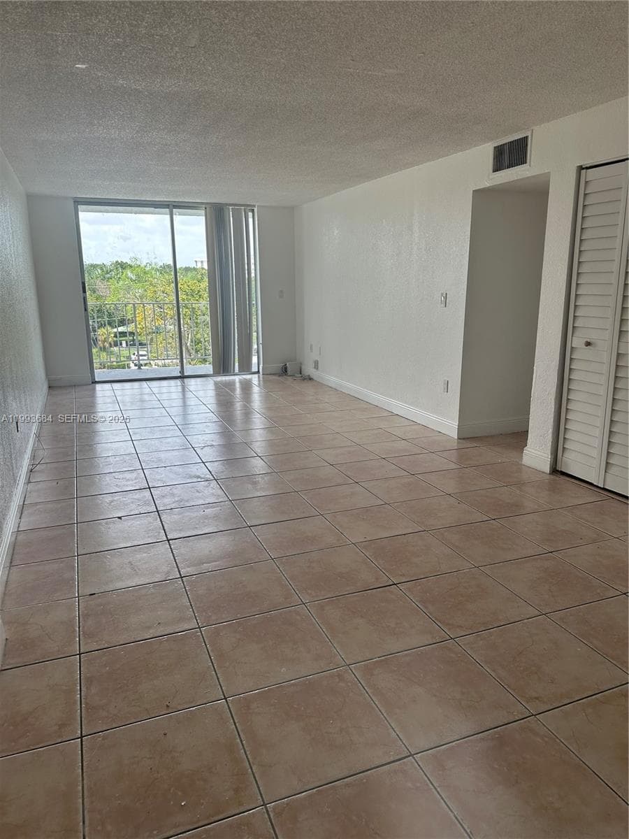 1805 Sans Souci Blvd # 404, North Miami, FL 33181 photo 3