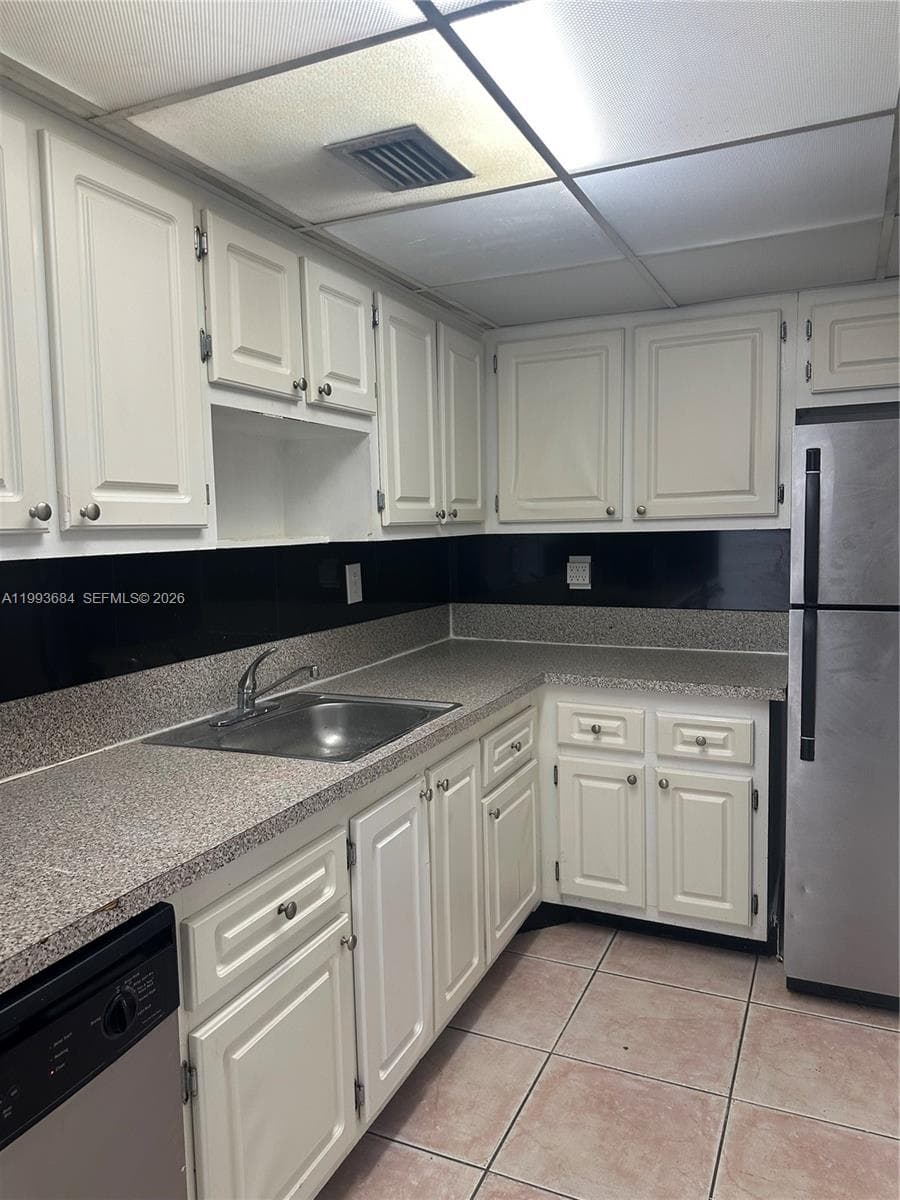1805 Sans Souci Blvd # 404, North Miami, FL 33181 photo 5