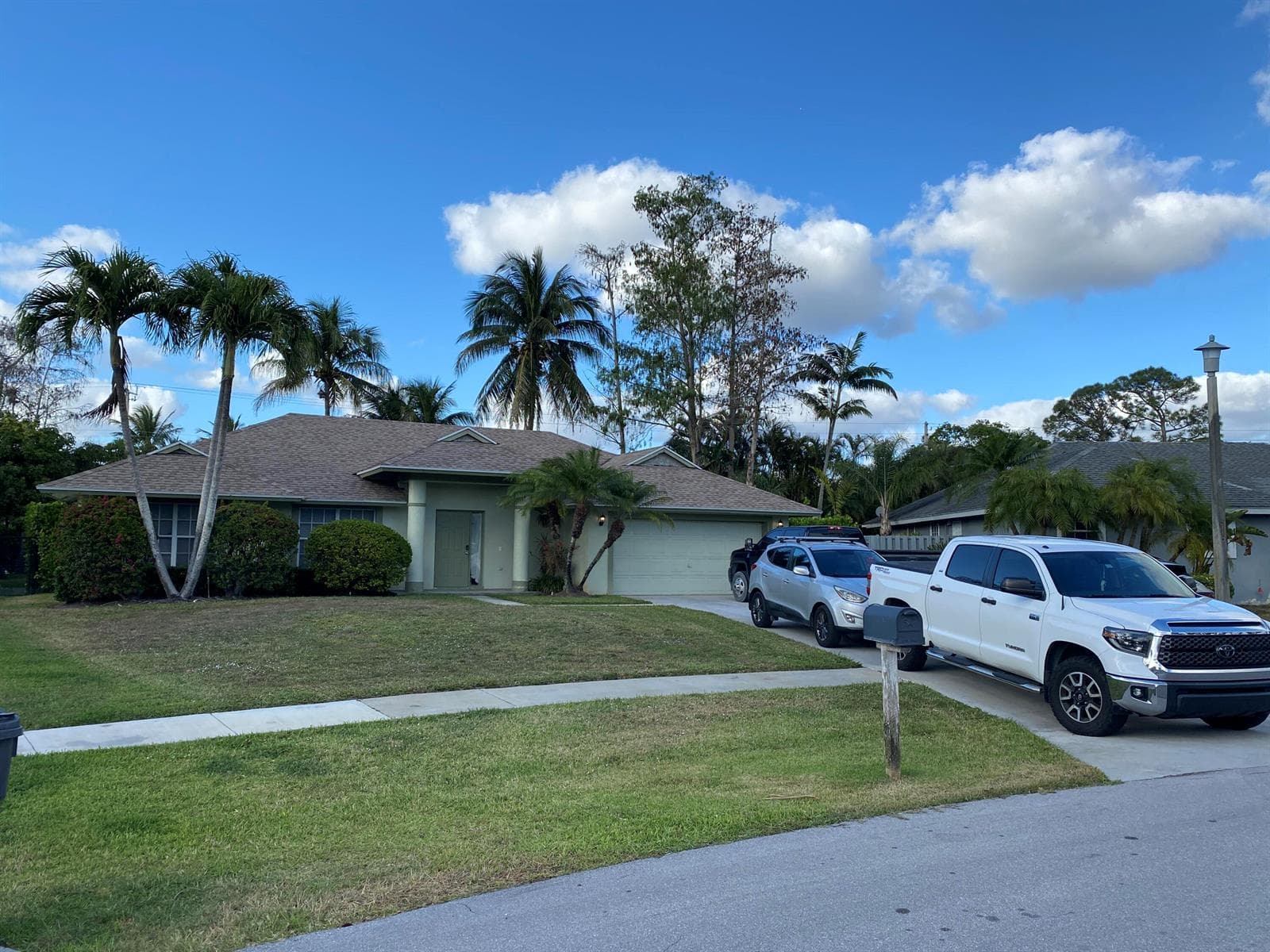 1094 Raintree Lane, Wellington, FL 33414 photo 2