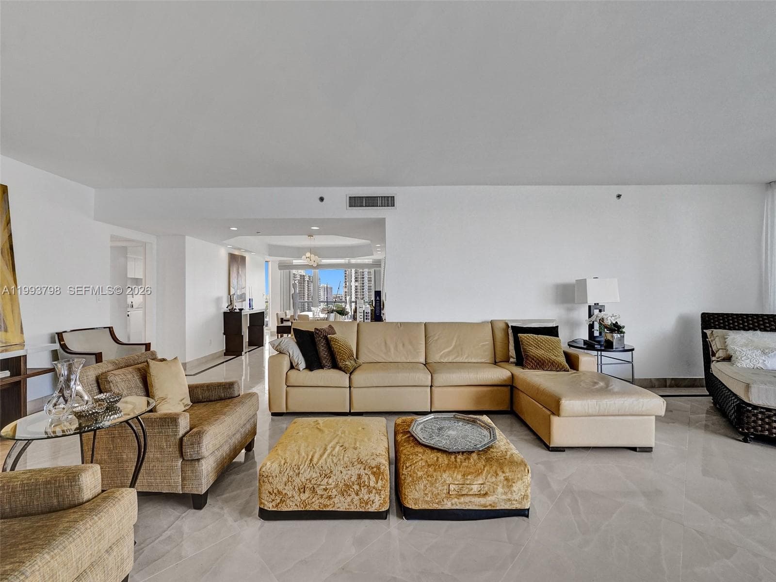 7000 Island Blvd # 1207, Aventura, FL 33160 photo 5