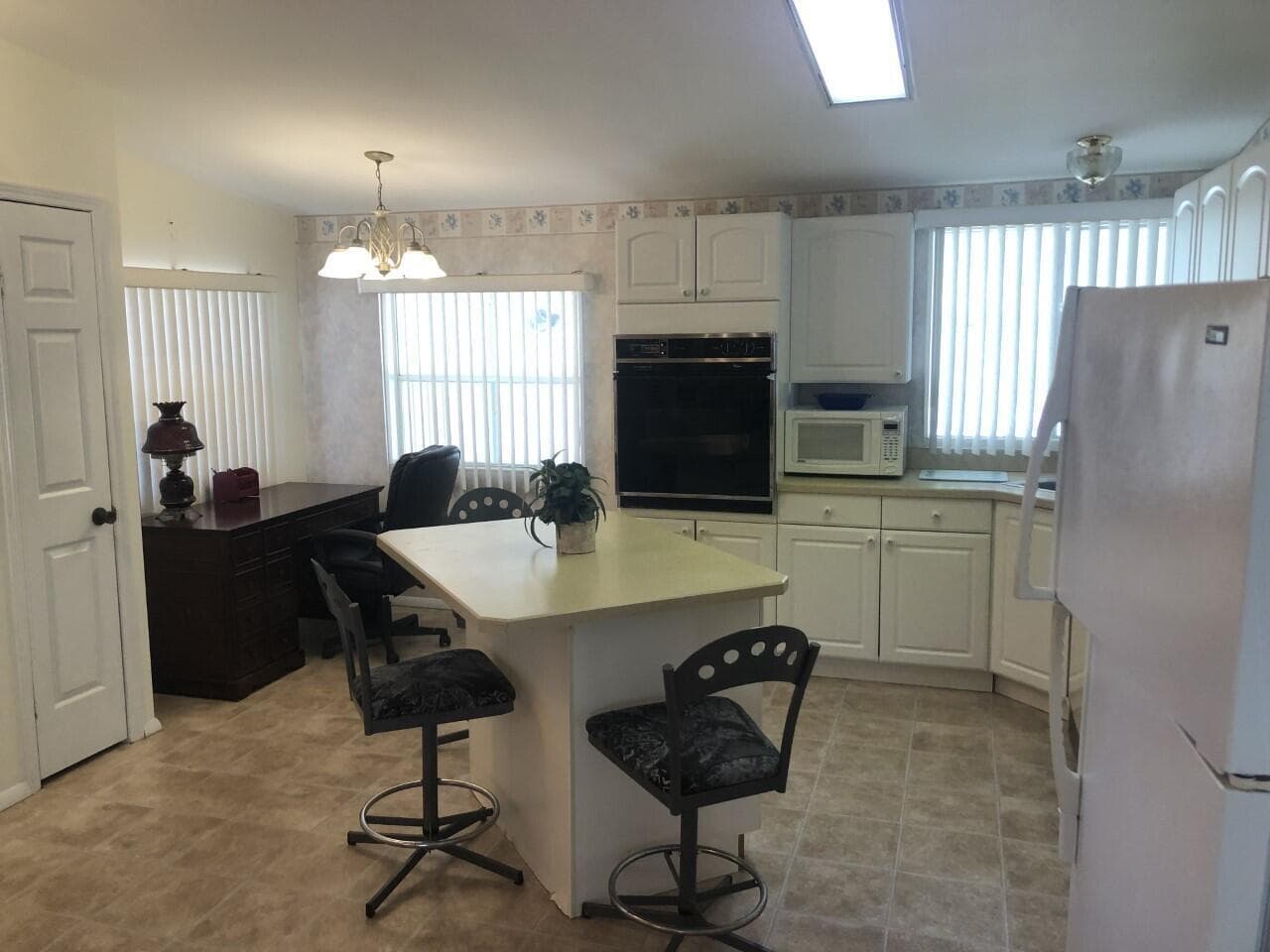 7847 SE Swan Avenue, Hobe Sound, FL 33455 photo 4