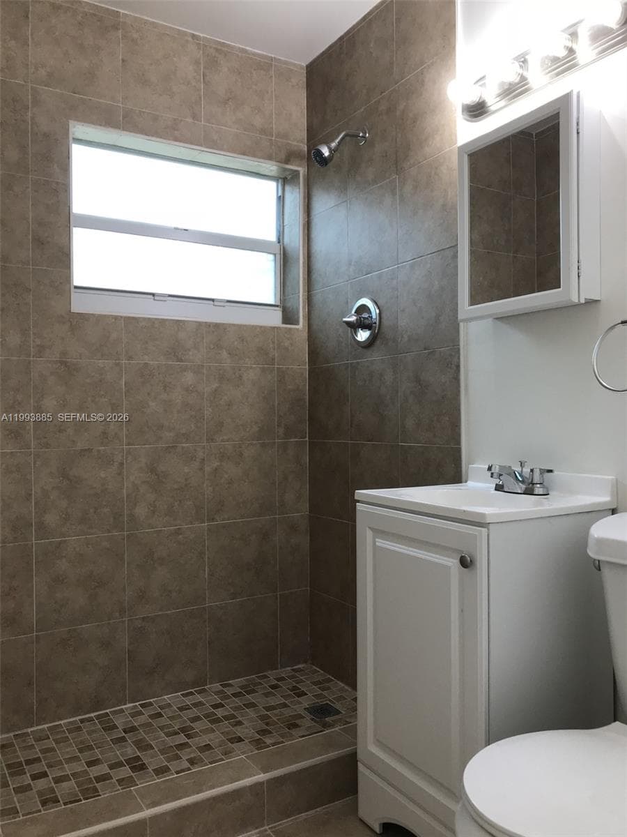 2362 NW 34th St # 2, Miami, FL 33142 photo 5