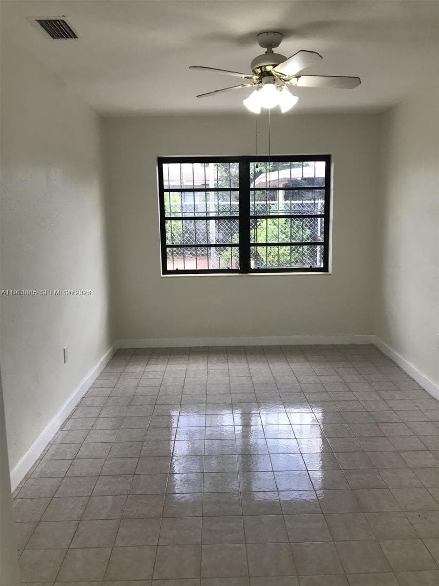 2362 NW 34th St # 2, Miami, FL 33142 photo 4