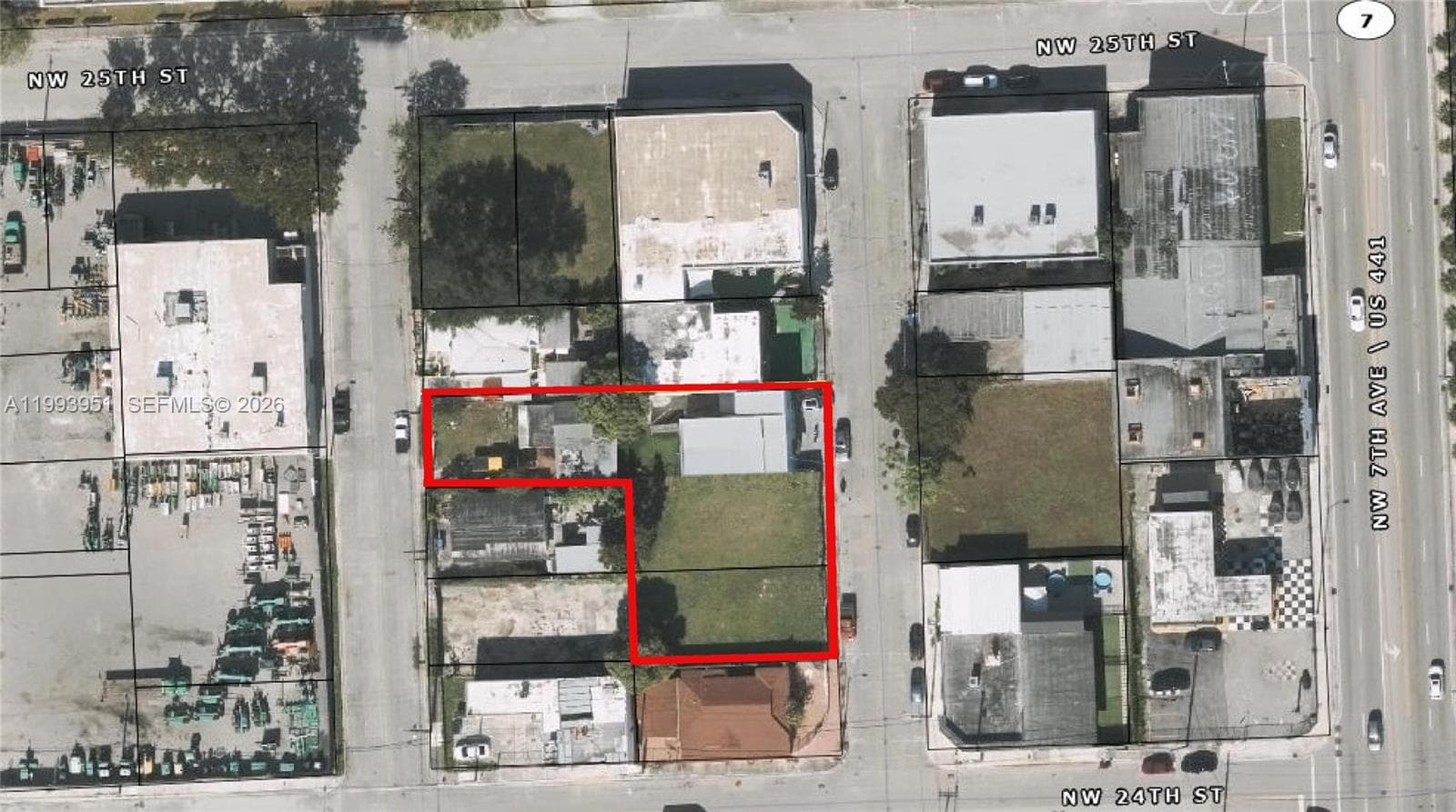 2410 NW 7th Ct, Miami, FL 33127 photo 2