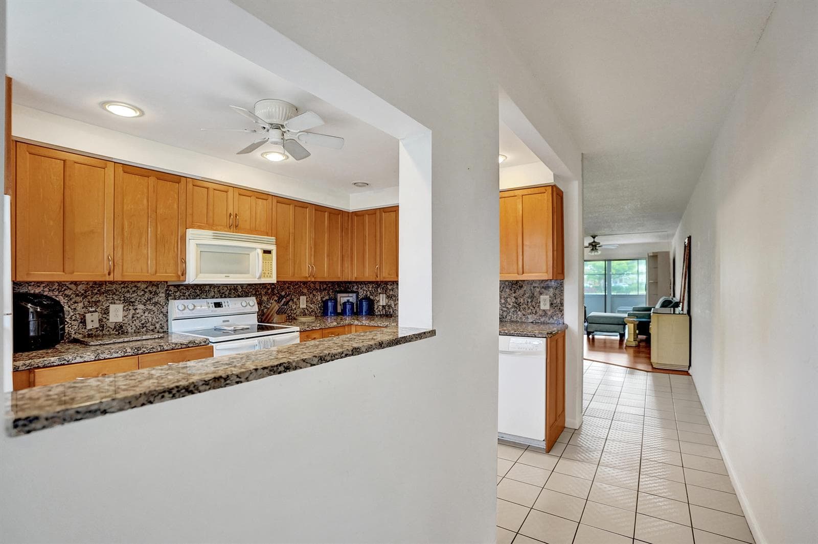 1020 Lincoln, Boca Raton, FL 33434 photo 3