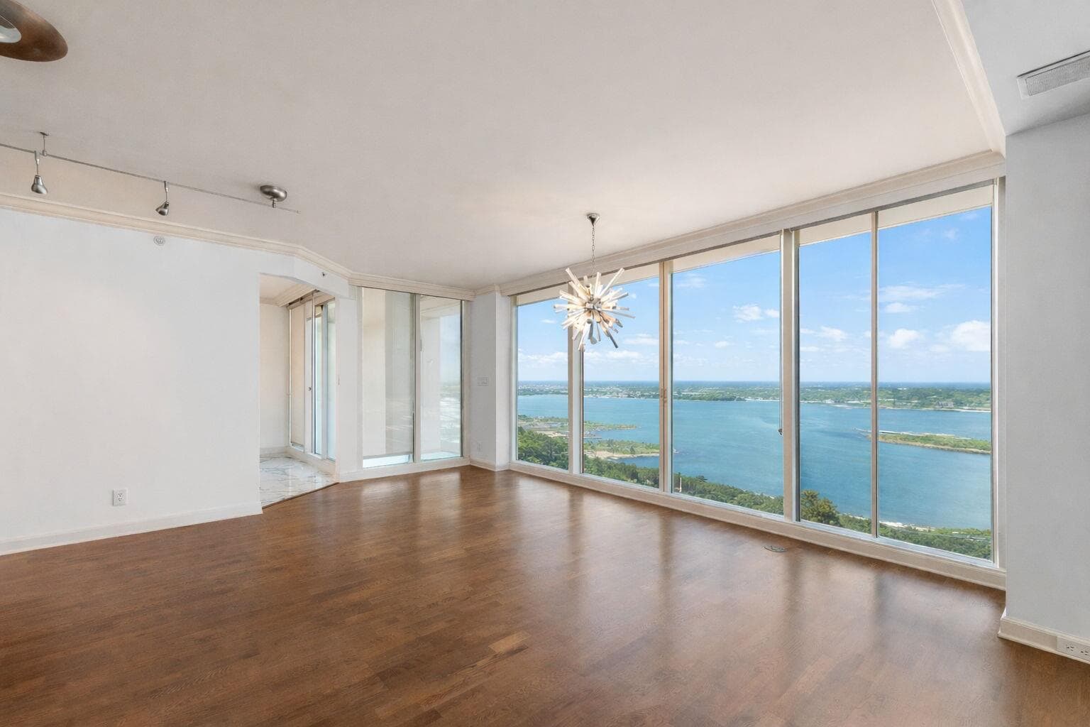 529 S Flagler Drive # 12 Gh, West Palm Beach, FL 33401 photo 2