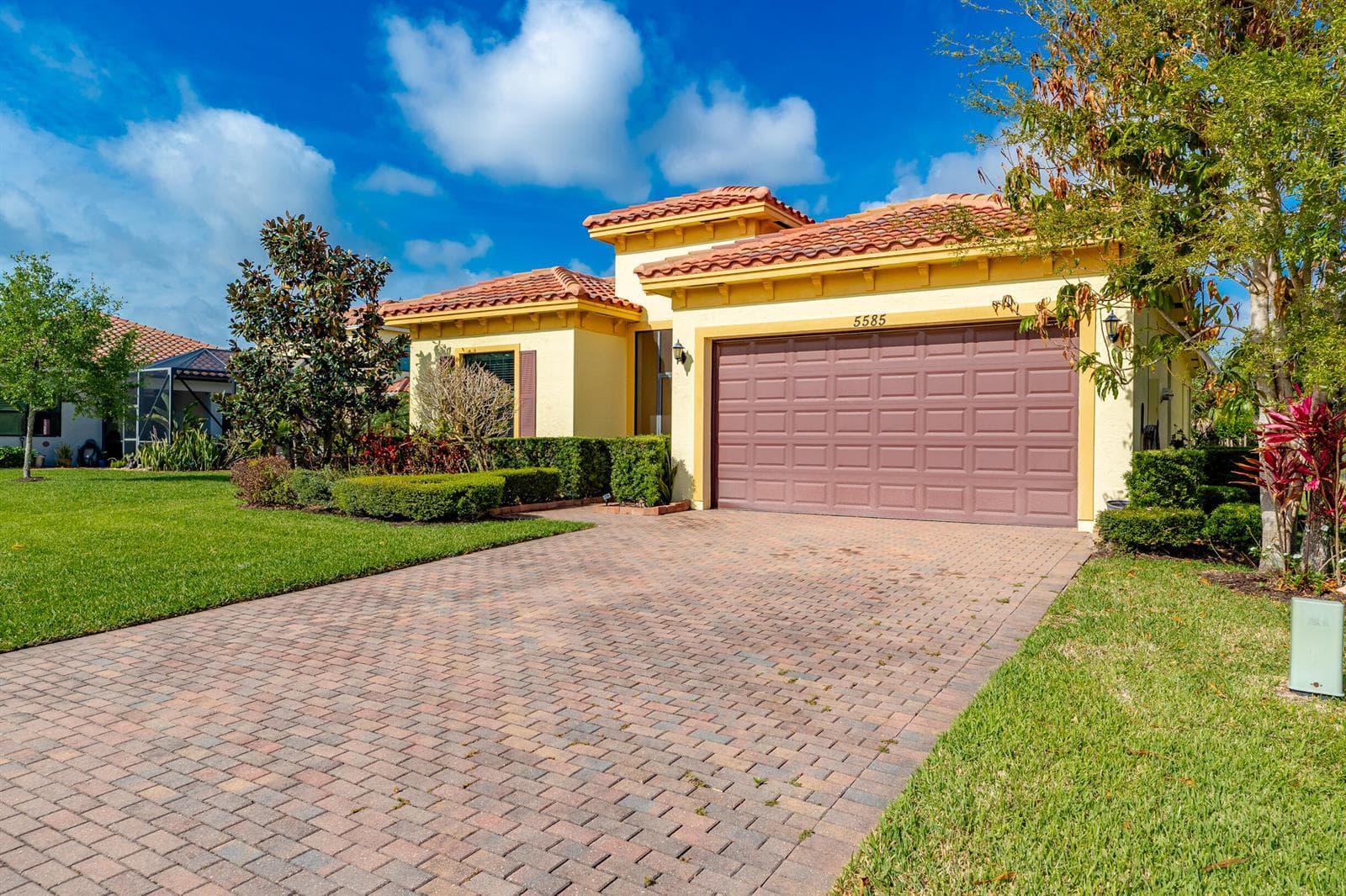 5585 40th Avenue, Vero Beach, FL 32967 photo 3