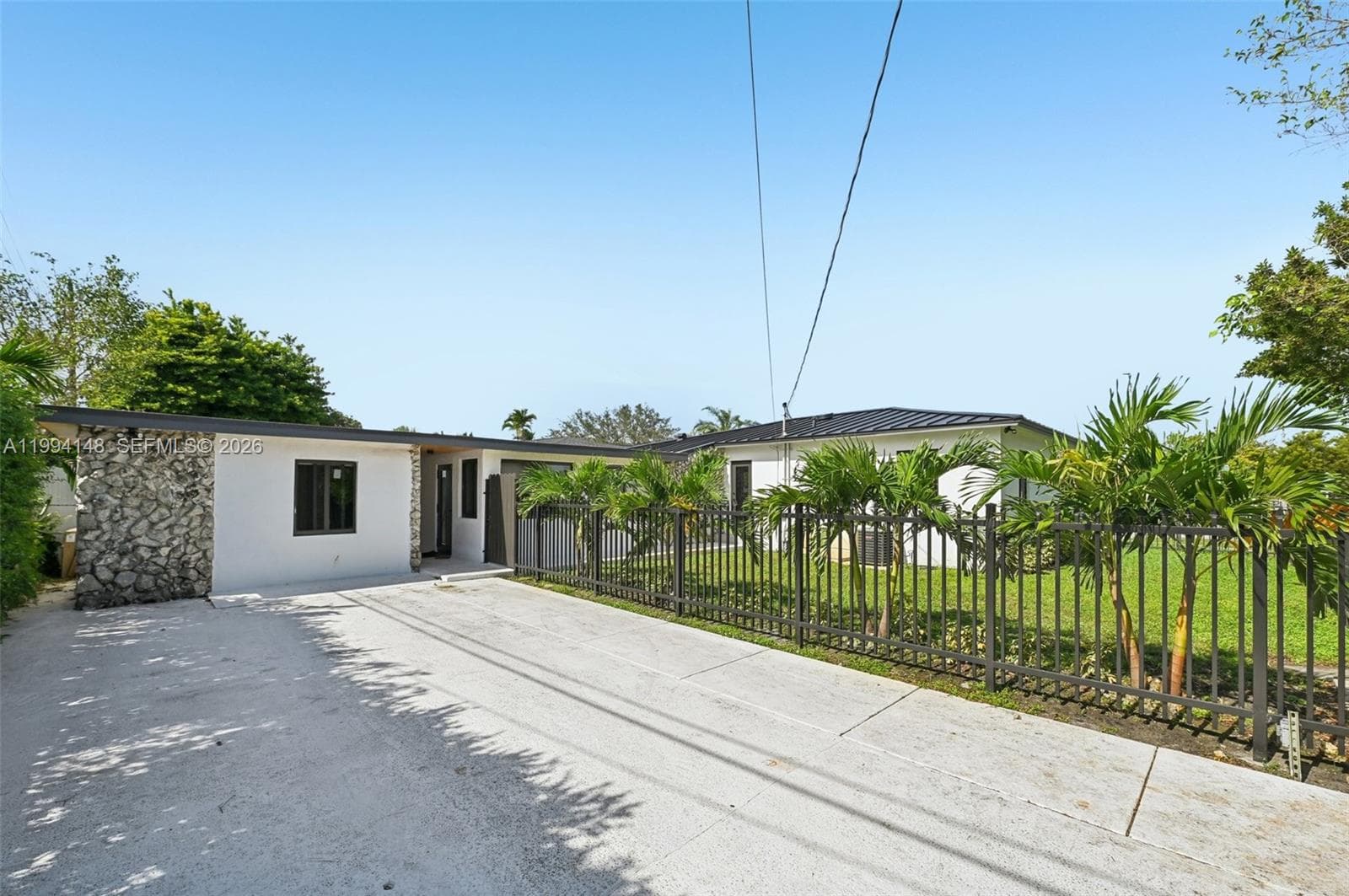 5152 SW 6th St, Miami, FL 33134 photo 3