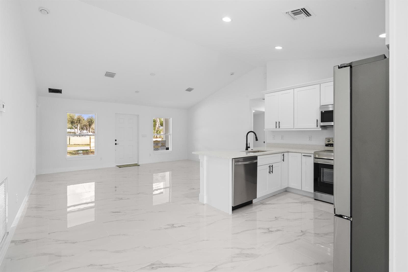 21483 NW 262nd Street, Okeechobee, FL 34972 photo 3