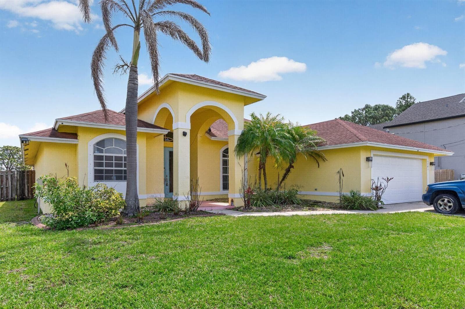 5785 NW Dublin Drive, Port St. Lucie, FL 34986 photo 2