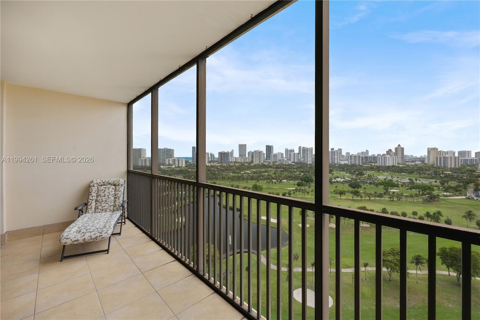 20379 W Country Club Dr # 2236, Aventura, FL 33180 photo 4