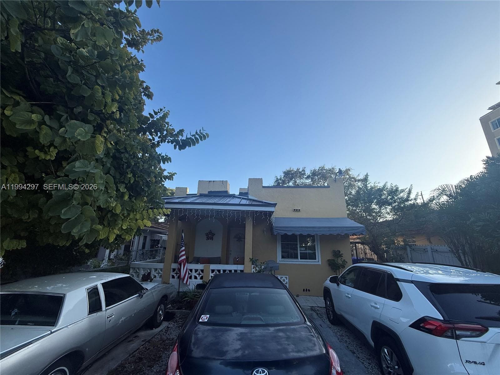 3674 SW 25th St, Miami, FL 33133 photo 4