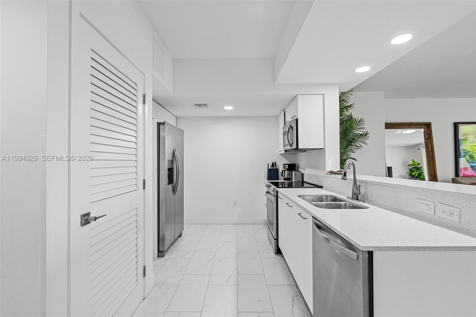 1850 Monroe St # 310, Hollywood, FL 33020 photo 4