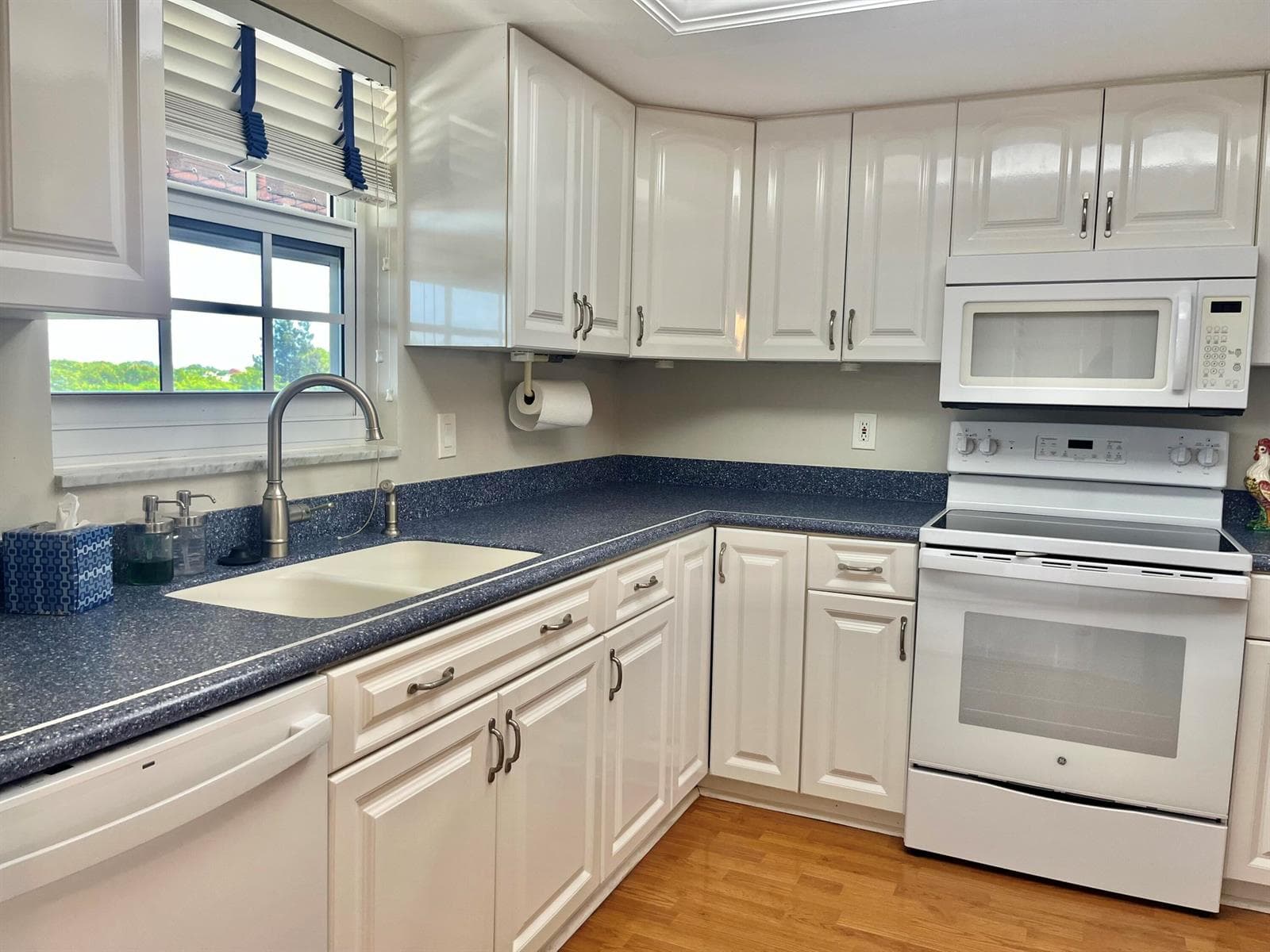 145 Atlantis Boulevard # Ph4, Atlantis, FL 33462 photo 3