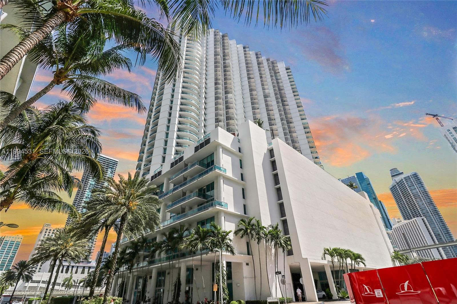 350 S Miami Ave # 4110, Miami, FL 33130 photo 3