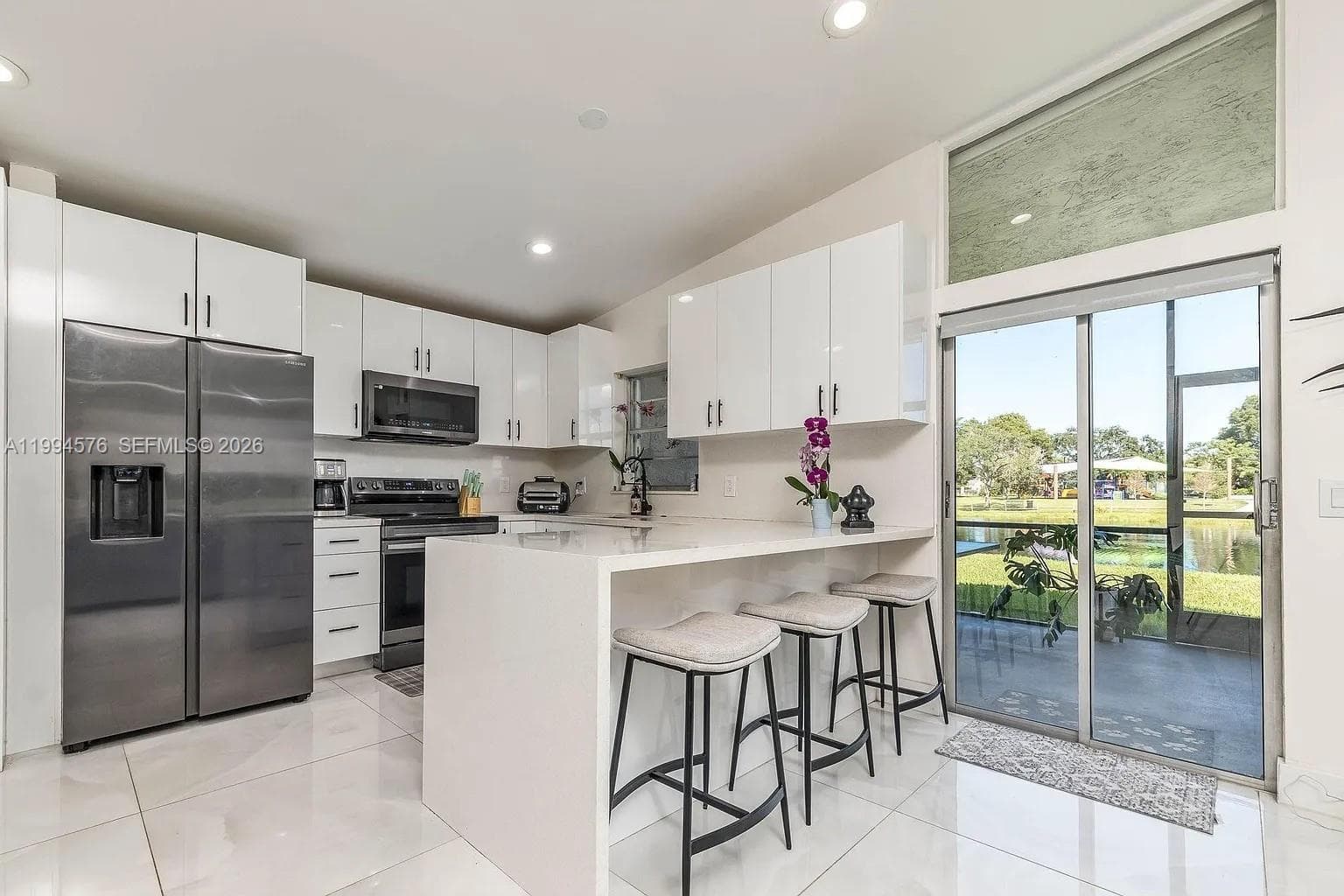 518 Woodgate Cir # E, Sunrise, FL 33326 photo 4