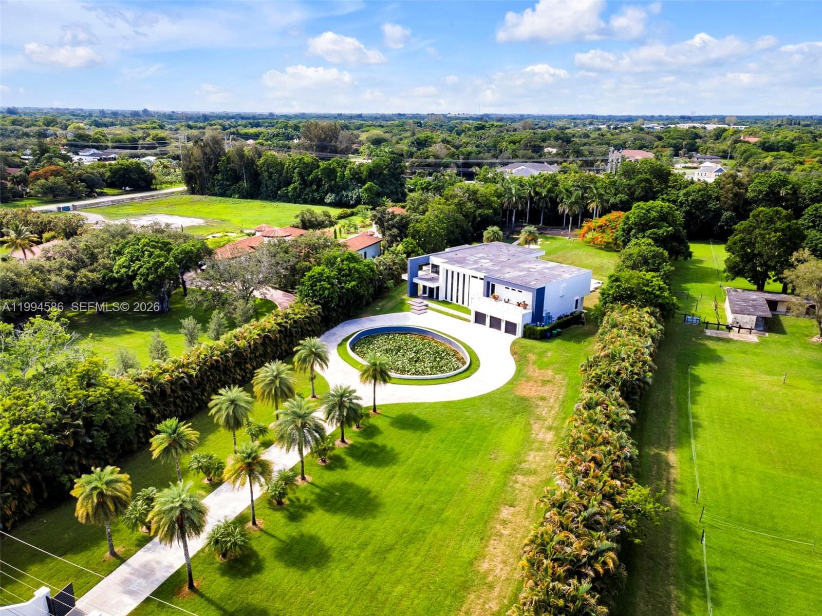 13441 Mustang Trl, Southwest Ranches, FL 33330 photo 2