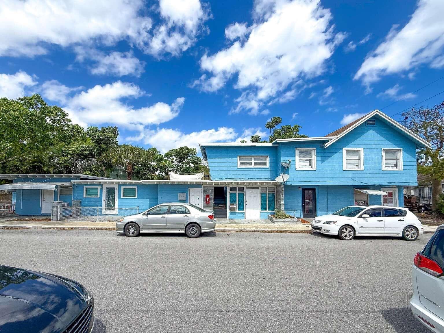 714 N 4th Ave Avenue N, FL 33460 photo 2