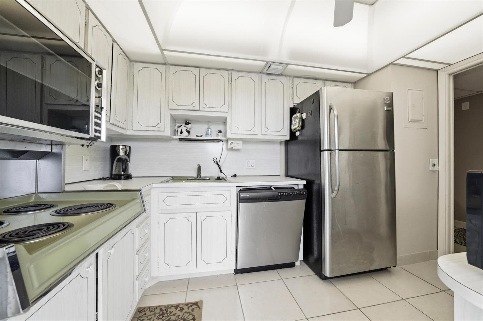 3100 N Palm Aire Drive # 208, Pompano Beach, FL 33069 photo 4