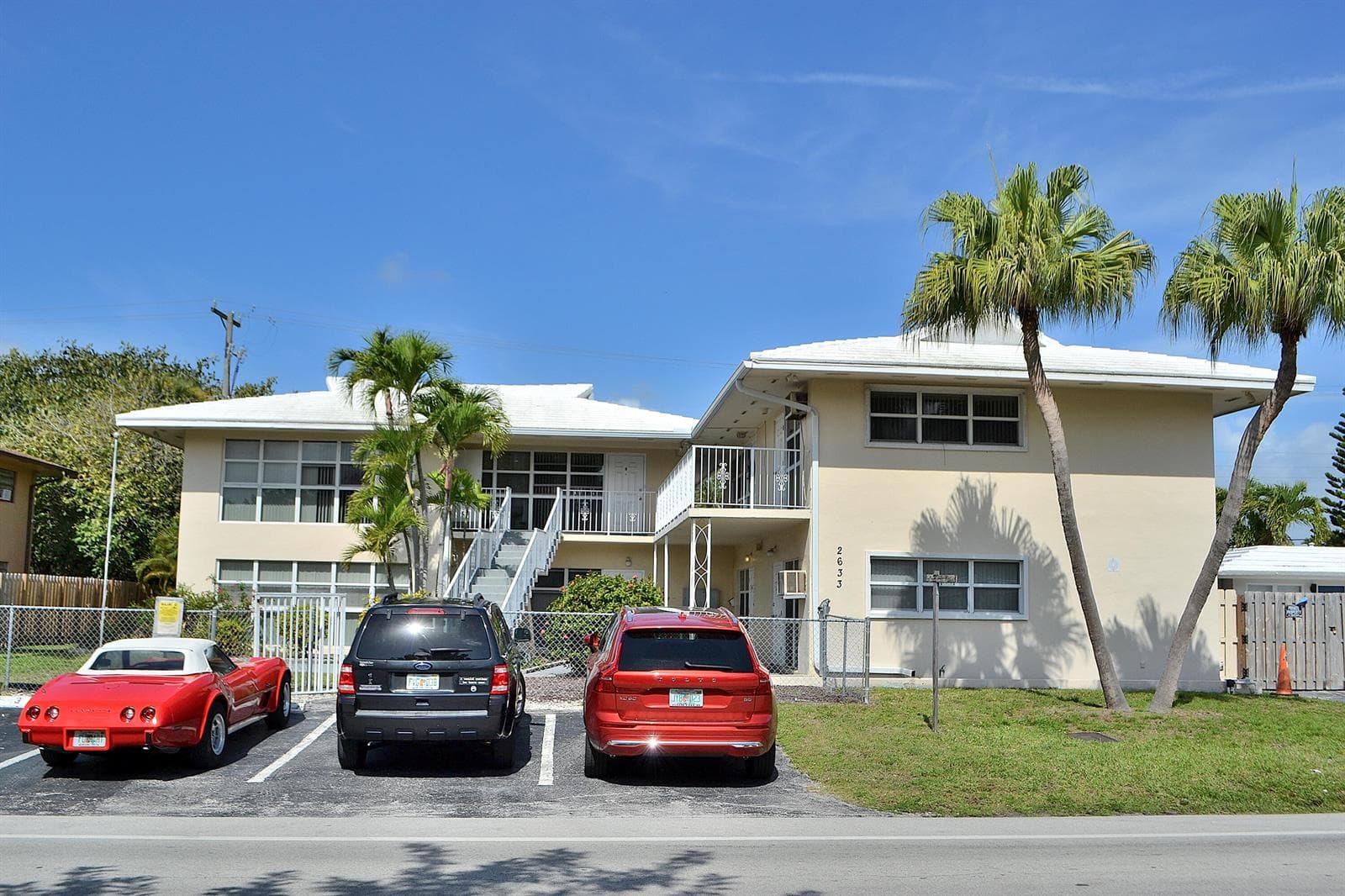 2633 Middle River Drive # 1-6, Fort Lauderdale, FL 33306 photo 2