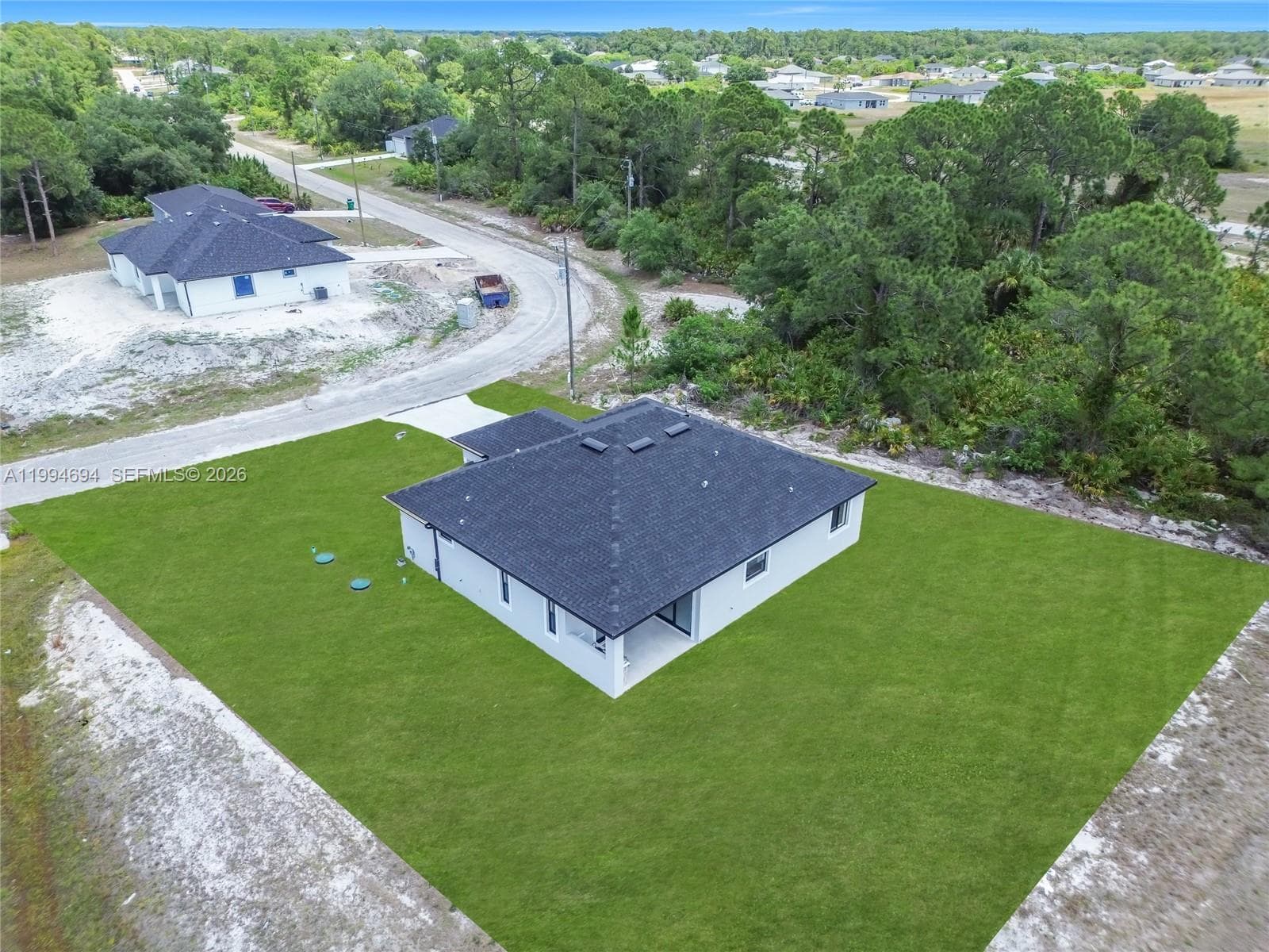 6045 Kumquat Cir, La Belle, FL 33935 photo 4