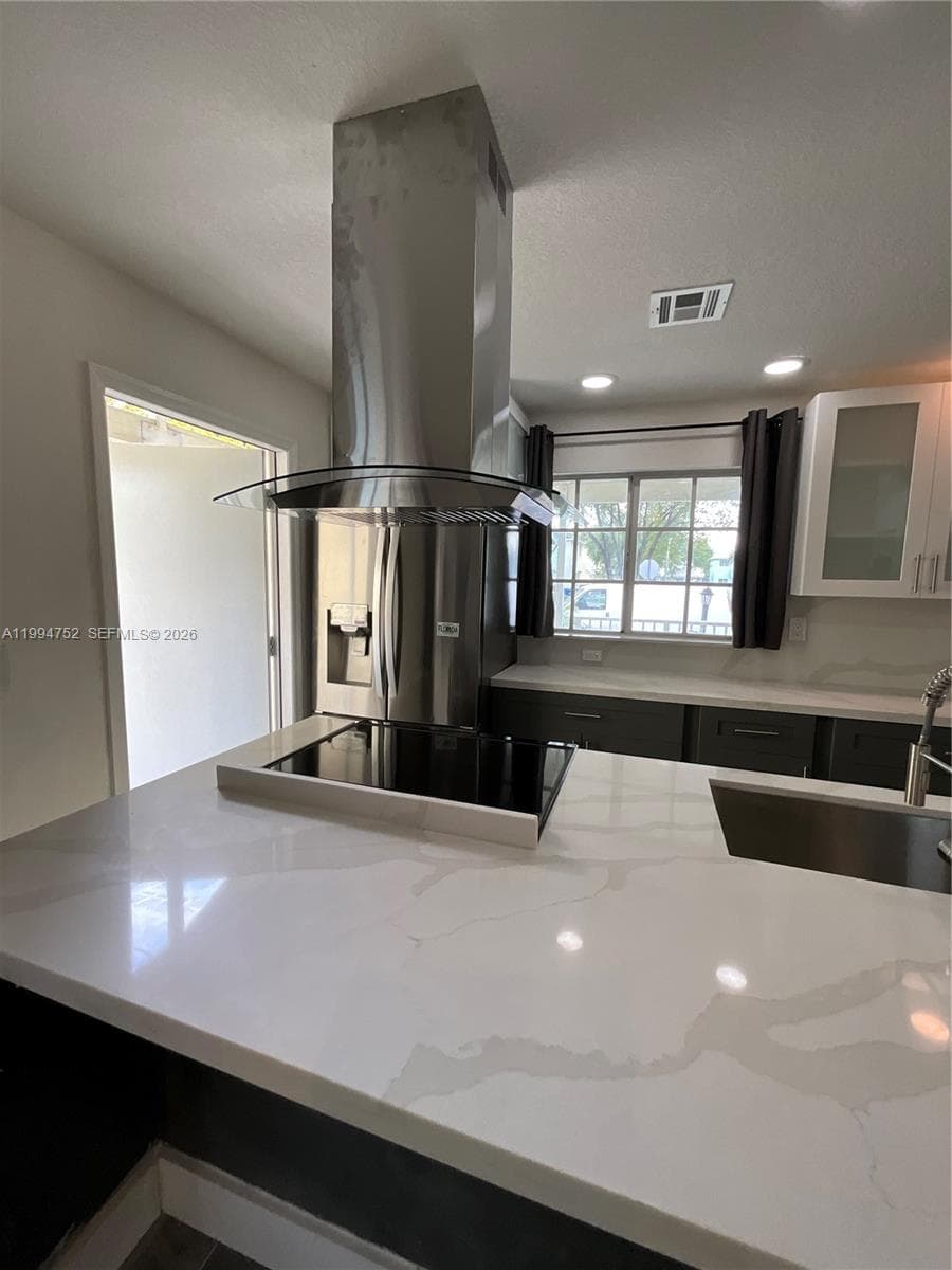 435 NW 19th Ln # 19, Miami, FL 33136 photo 4