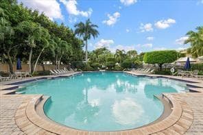 112 Lancaster Way, Royal Palm Beach, FL 33414 photo 3