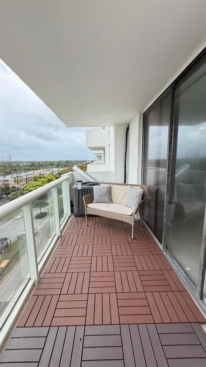 13499 Biscayne Blvd # 805, North Miami, FL 33181 photo 5