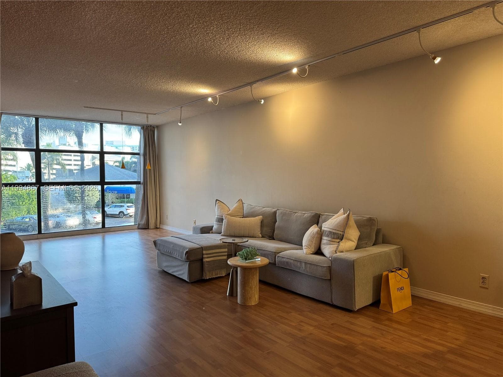 600 Parkview Dr # 222, Hallandale Beach, FL 33009 photo 2