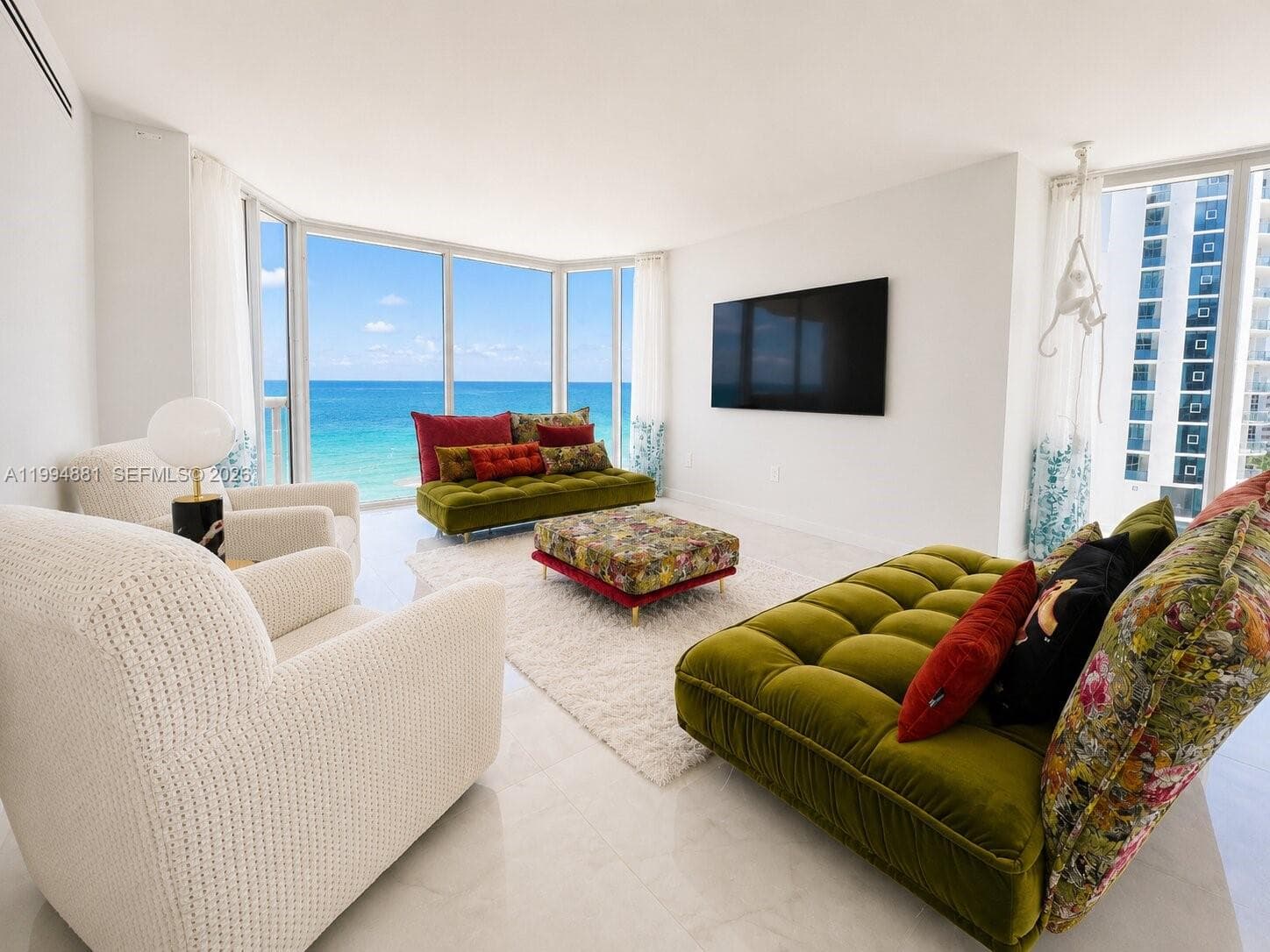 17555 Collins Ave # 1001, Sunny Isles Beach, FL 33160 photo 2