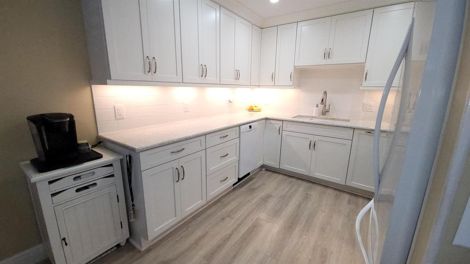 34 Somerset B, West Palm Beach, FL 33417 photo 5