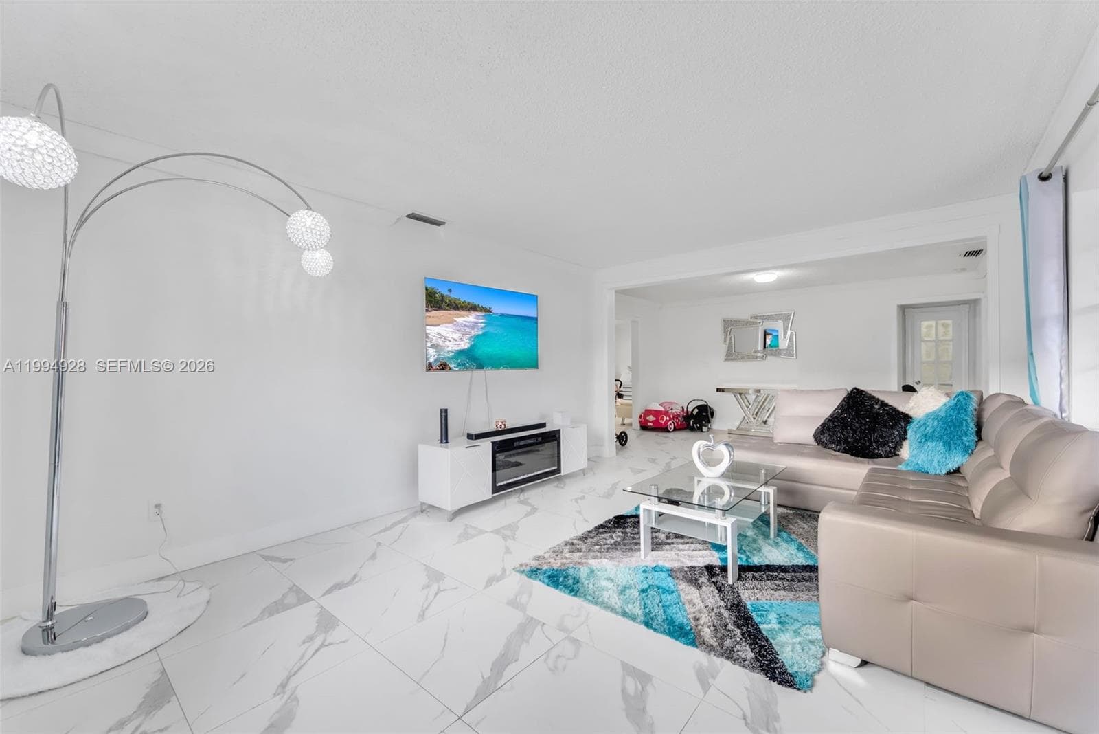 8820 SW 27th St, Miami, FL 33165 photo 3