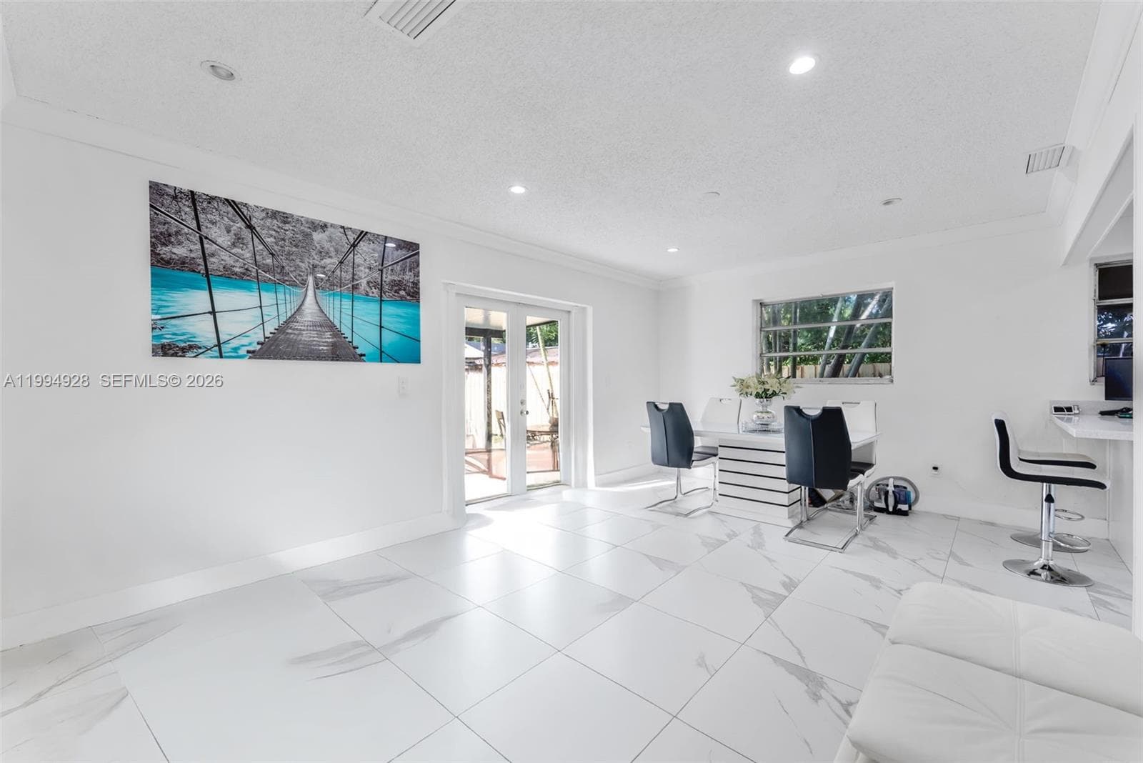 8820 SW 27th St, Miami, FL 33165 photo 5