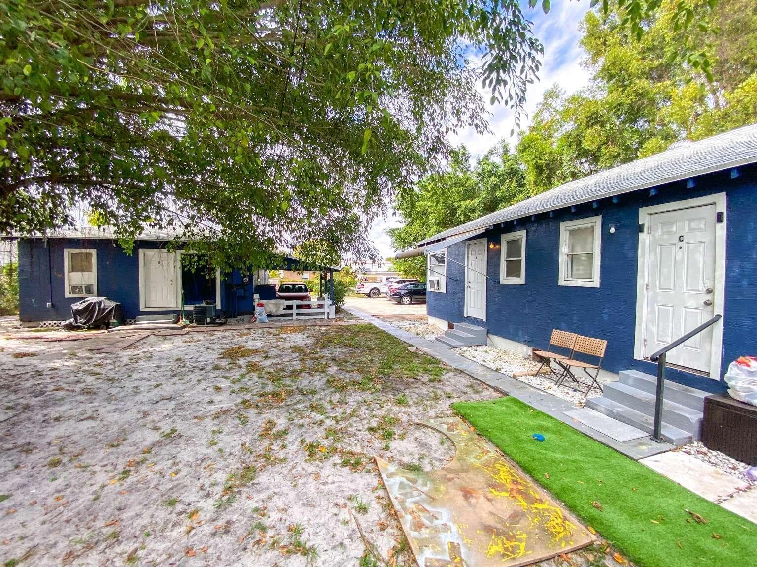 3804 Miller Avenue, West Palm Beach, FL 33405 photo 2