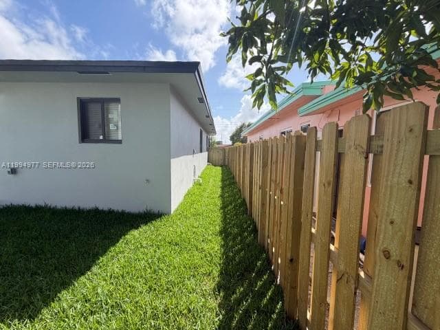 644 NW 6th Ct, Hallandale Beach, FL 33009 photo 5