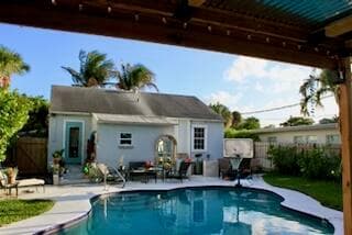 237 Wenonah Place, West Palm Beach, FL 33405 photo 3