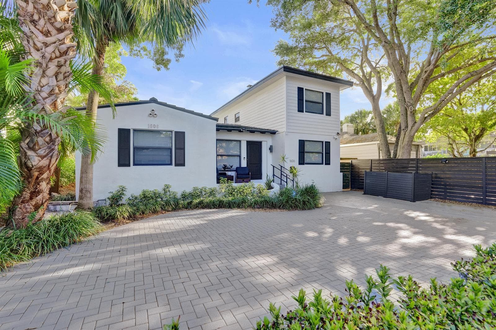 1606 SE 1st Street, Fort Lauderdale, FL 33301 photo 4