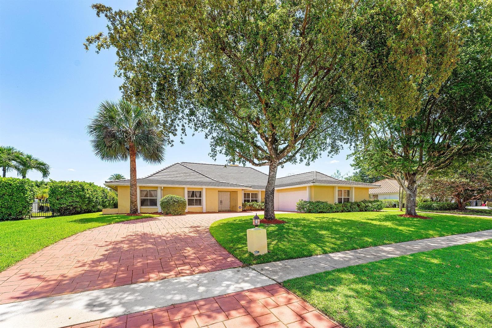 2099 Greenview Cove Drive, Wellington, FL 33414 photo 2