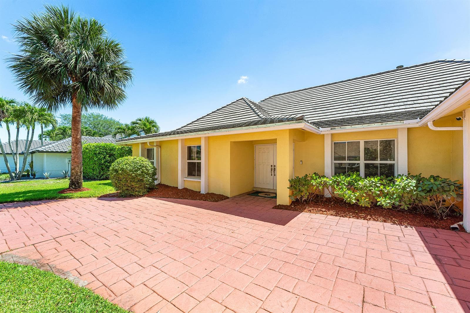 2099 Greenview Cove Drive, Wellington, FL 33414 photo 3