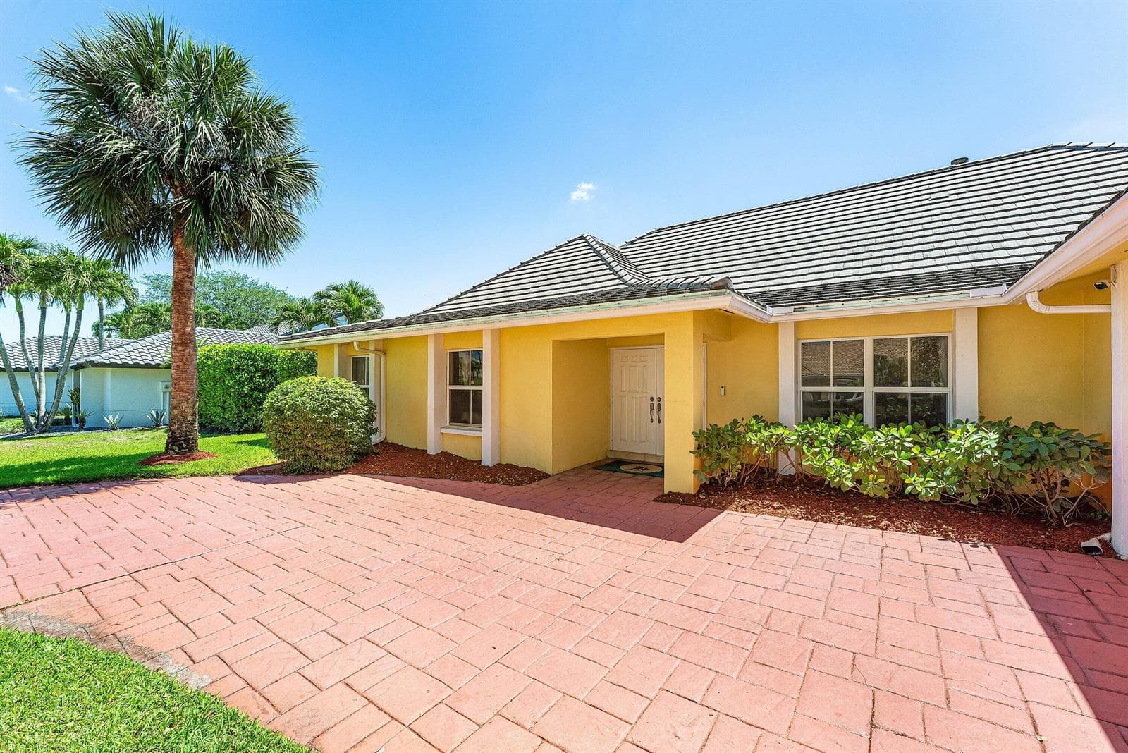 2099 Greenview Cove Drive, Wellington, FL 33414 photo 4
