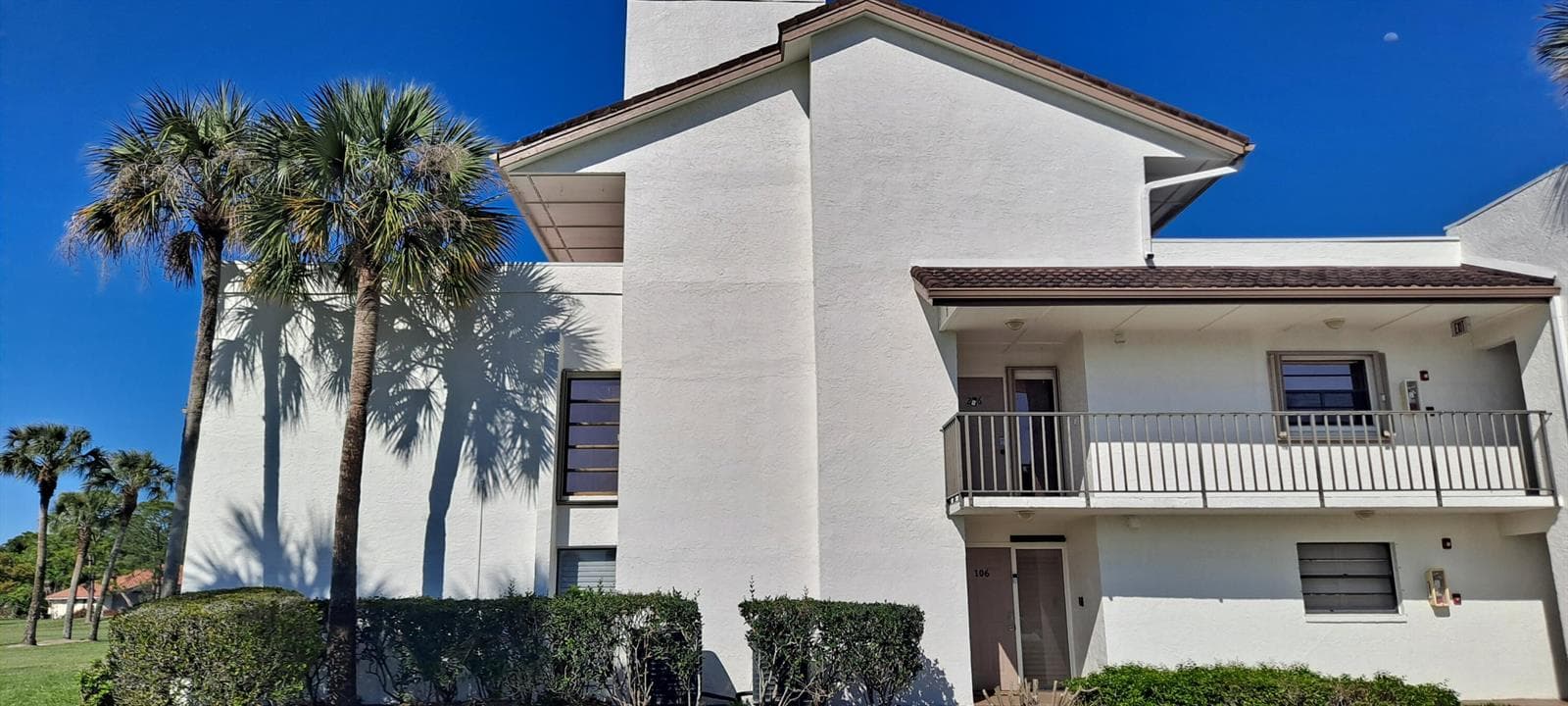 3500 Twin Lakes Terrace # 206, Fort Pierce, FL 34951 photo 2