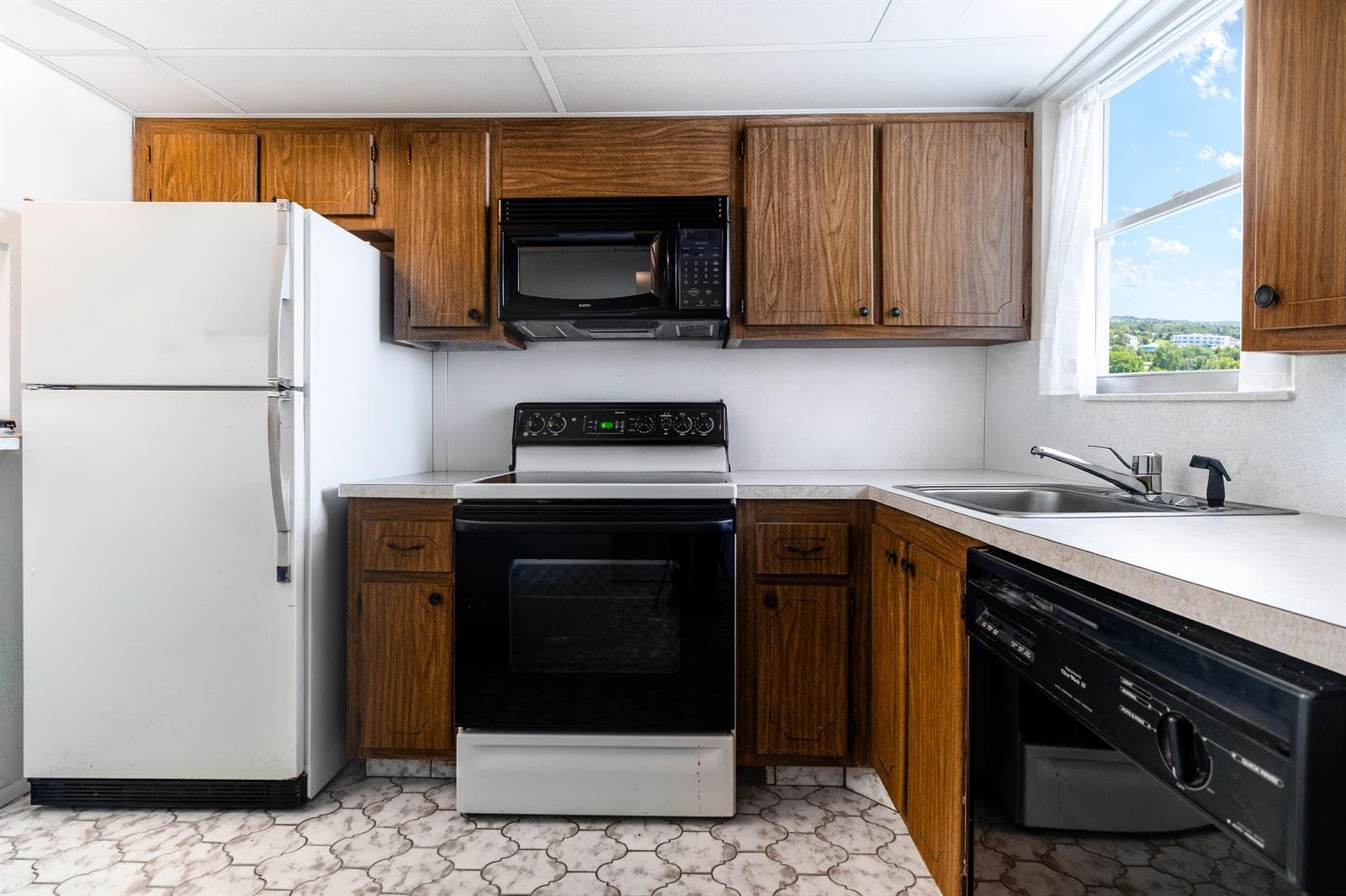 2800 Sunrise Lakes Drive W # Apt 301, Sunrise, FL 33322 photo 3