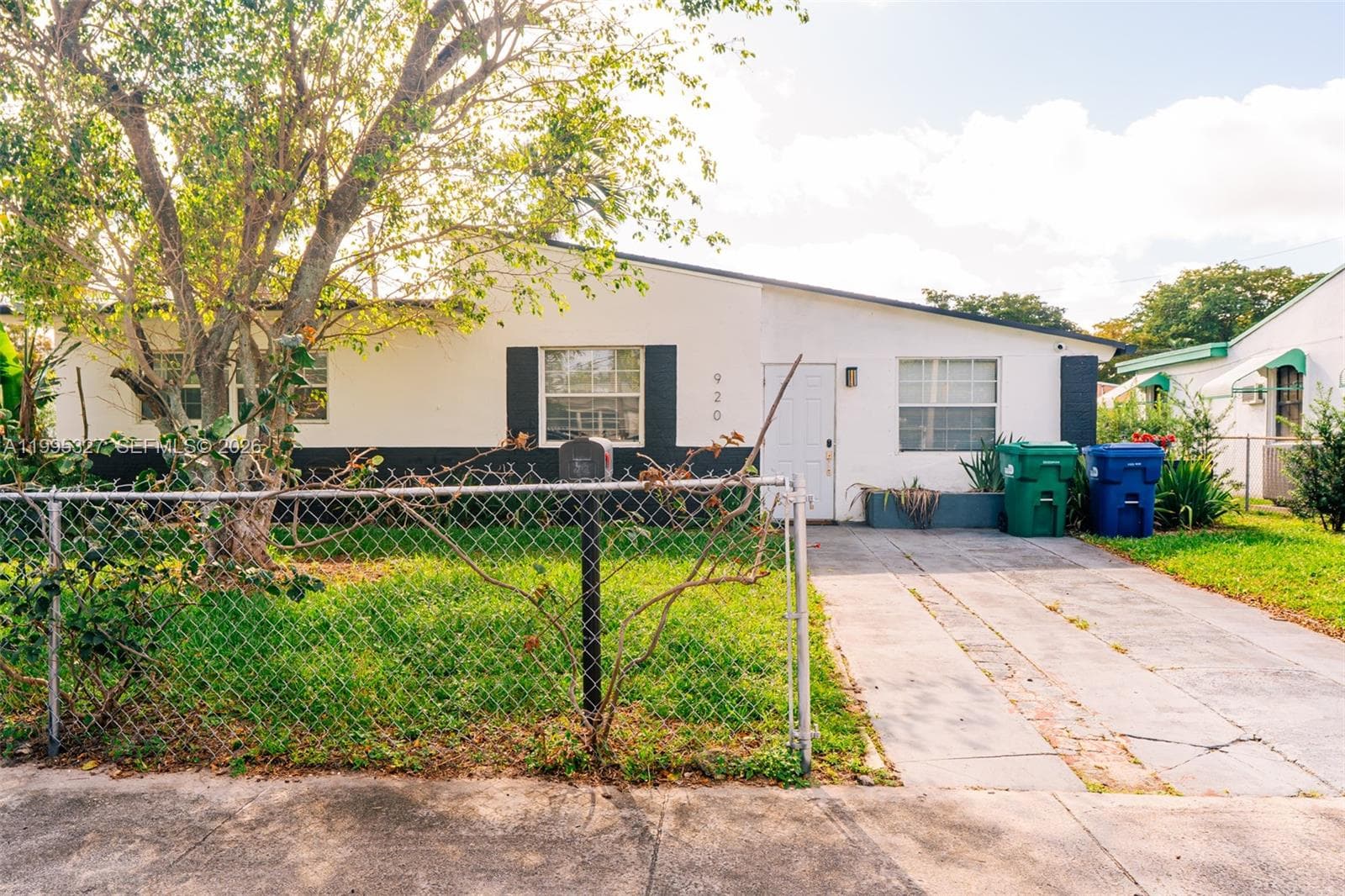 920 NW 84th St, Miami, FL 33150 photo 3