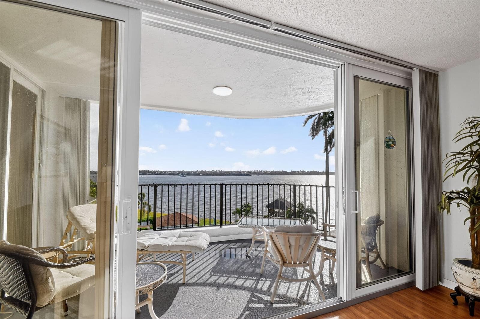 8200 Lakeshore Drive # 507, Hypoluxo, FL 33462 photo 5