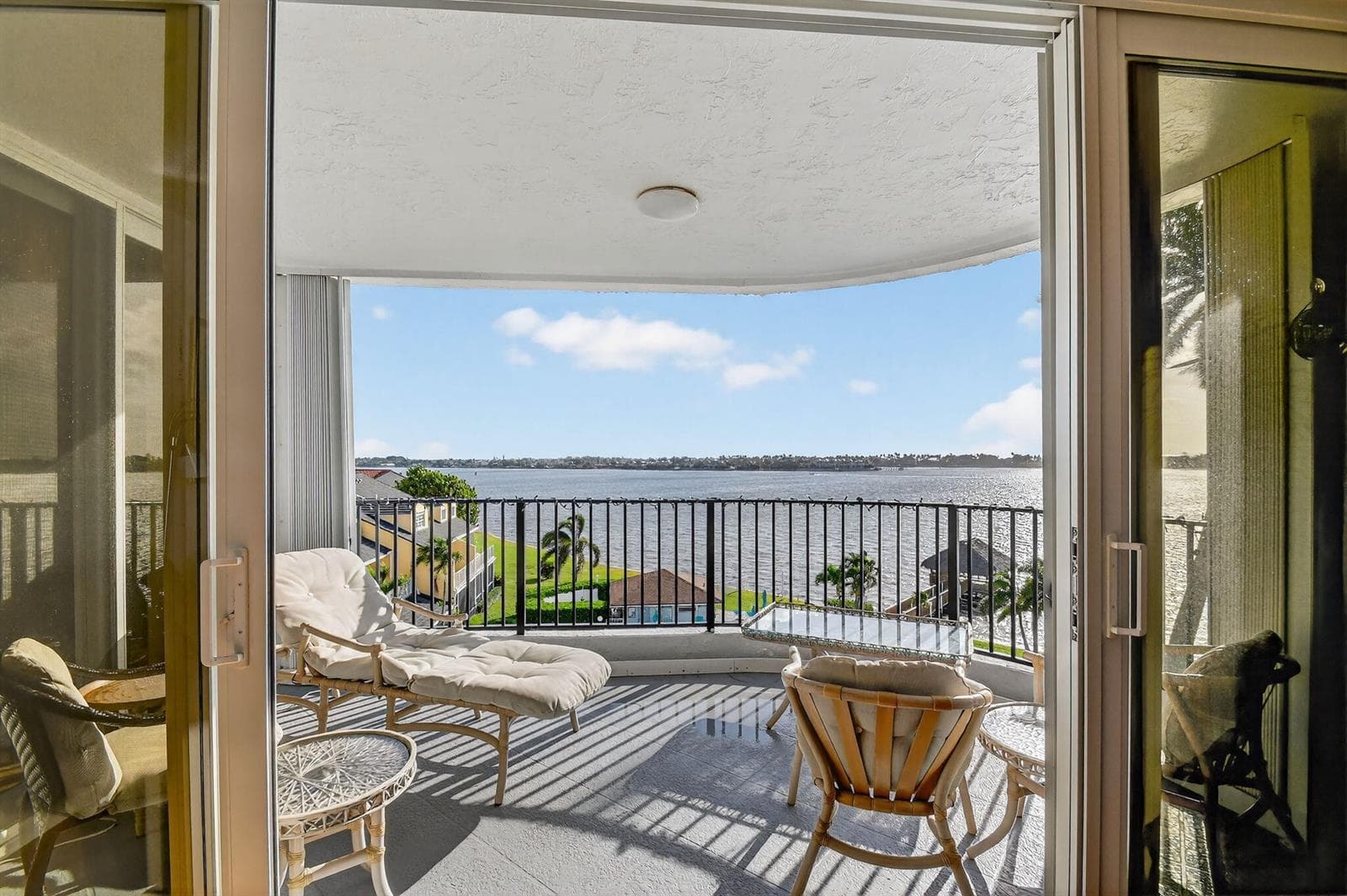 8200 Lakeshore Drive # 507, Hypoluxo, FL 33462 photo 4