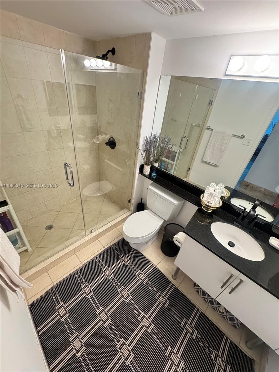 31 SE 5th St # 1402, Miami, FL 33131 photo 5